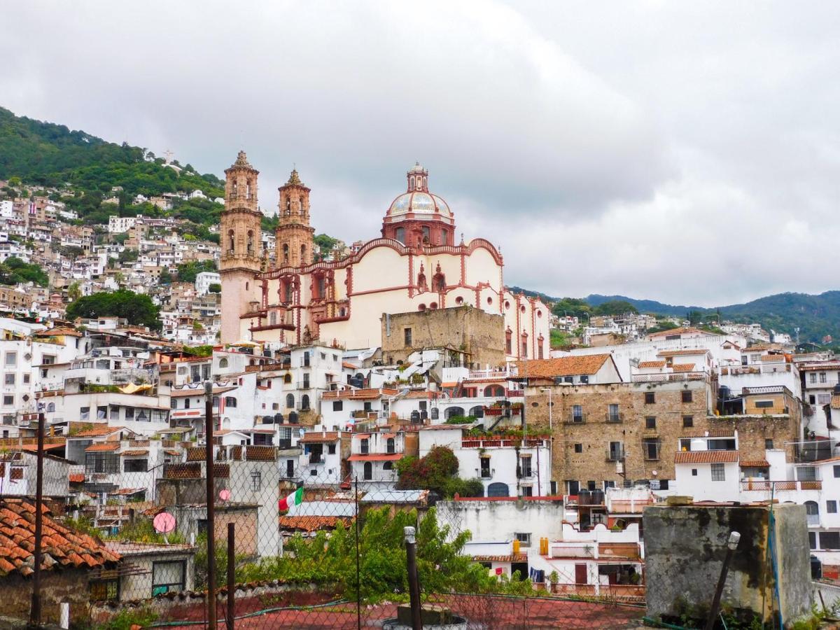 Hotel Maria Bonita By Rotamundos Taxco de Alarcon Exterior foto